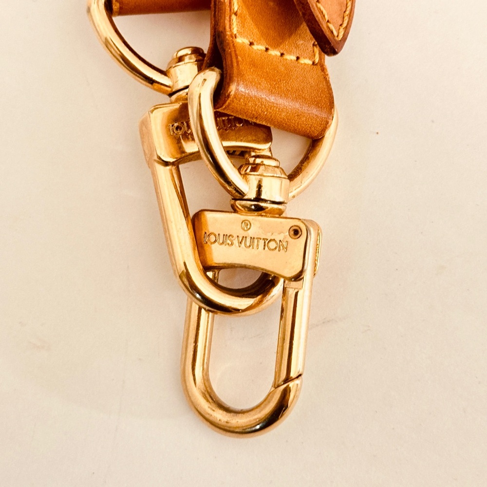Louis Vuitton strap purse/bag holder tan - Picture 5 of 9